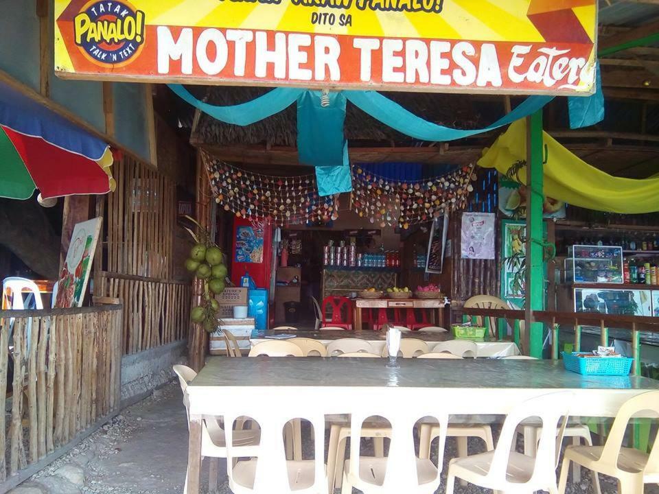 Mother Teresa Rooms And Restaurant Oslob Esterno foto